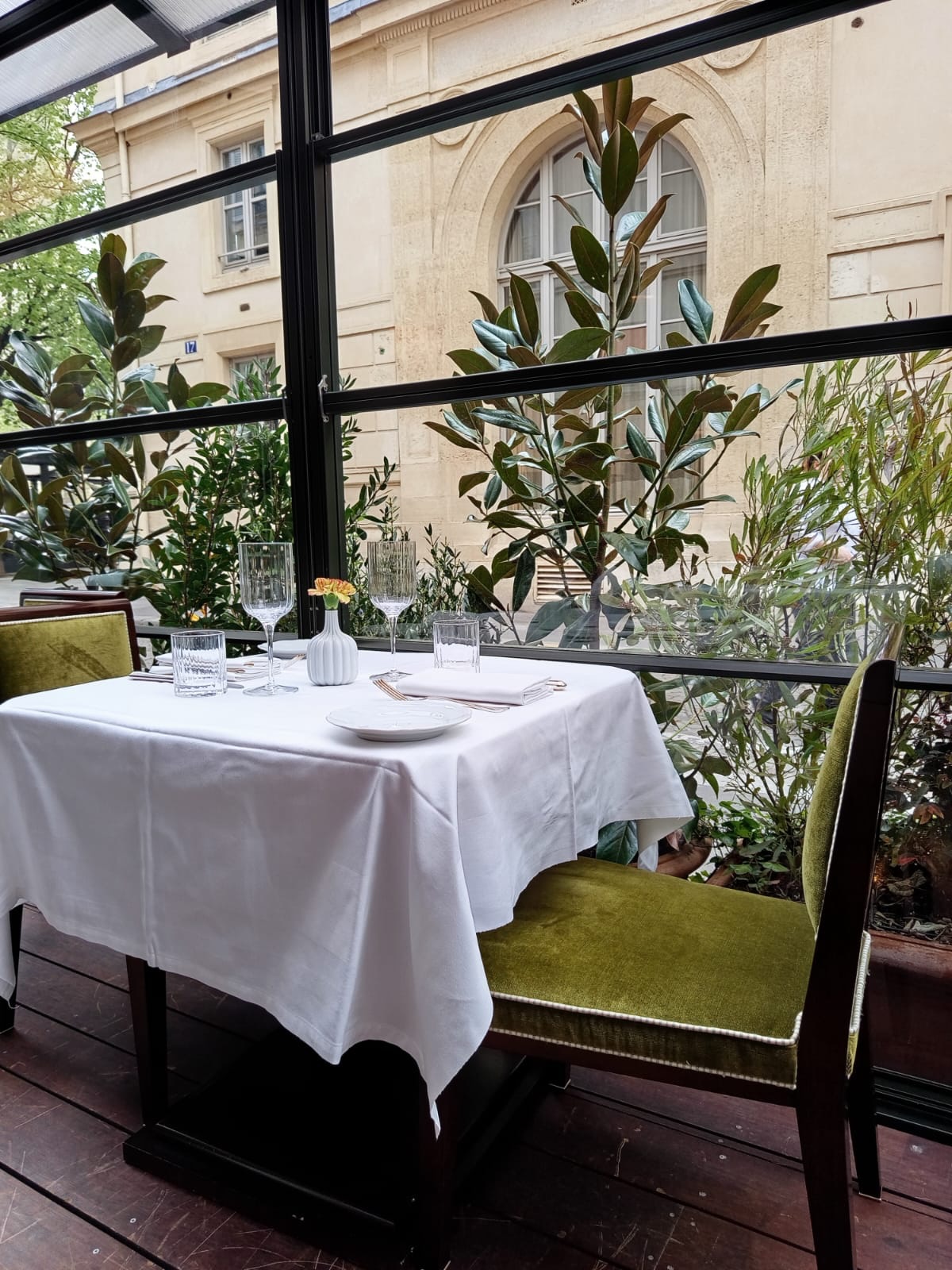 @santambroeus
